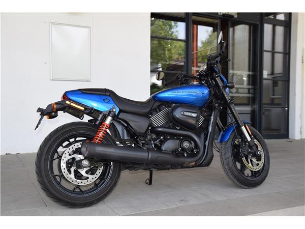 XG750A Street Rod mit Remus Auspuff