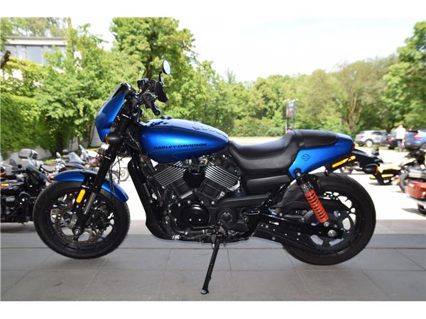 XG750A Street Rod mit Remus Auspuff