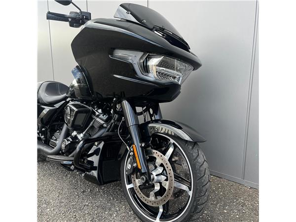 2025 Road Glide