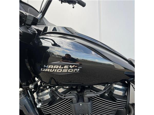 2025 Road Glide