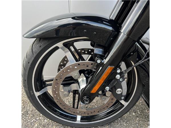 2025 Road Glide