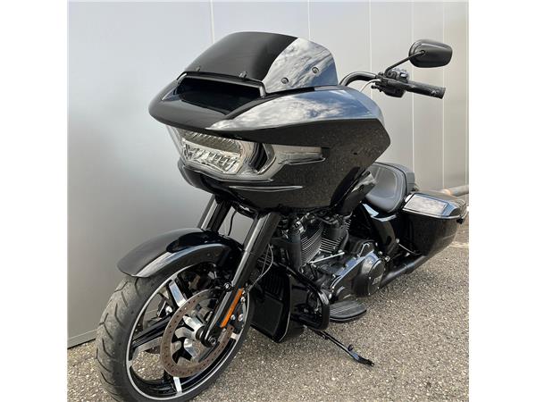 2025 Road Glide
