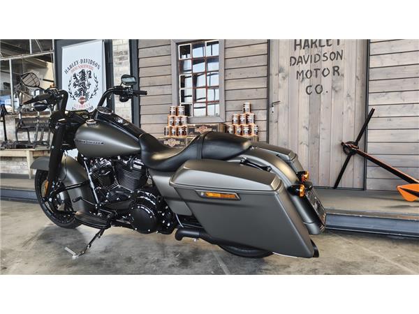 FLHRXS ROAD KING SPECIAL 
