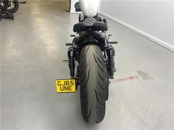 2016 Harley-Davidson Iron 883
