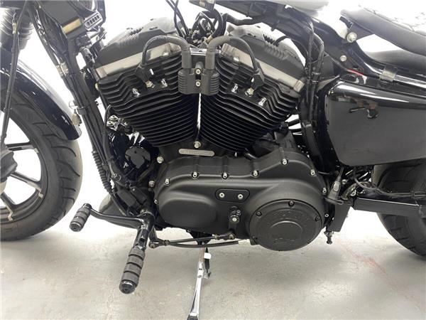 2016 Harley-Davidson Iron 883