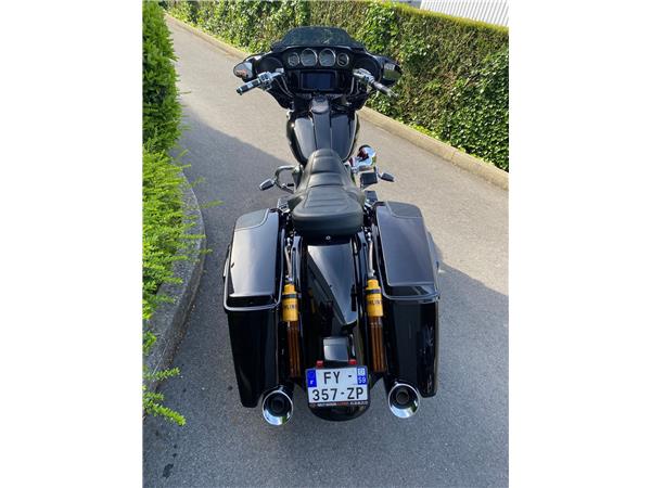 2021 HARLEY-DAVIDSON STREET GLIDE