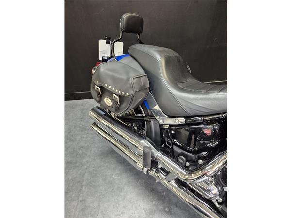 2018 HARLEY-DAVIDSON LOW RIDER