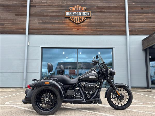 2024 HARLEY-DAVIDSON TRIKE FLRT FREEWHEELER