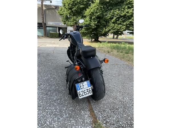 Iron 883
