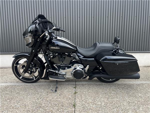 2025 HARLEY-DAVIDSON STREET GLIDE