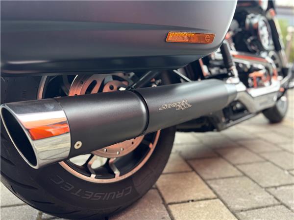 2020 Harley-Davidson Softail Sport Glide FLSB