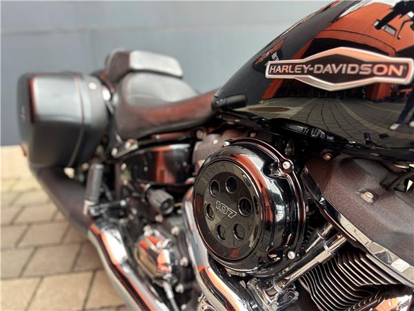 2020 Harley-Davidson Softail Sport Glide FLSB
