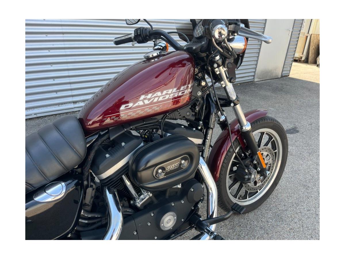 2015 Harley-Davidson Sportster XL 883 R Roadster