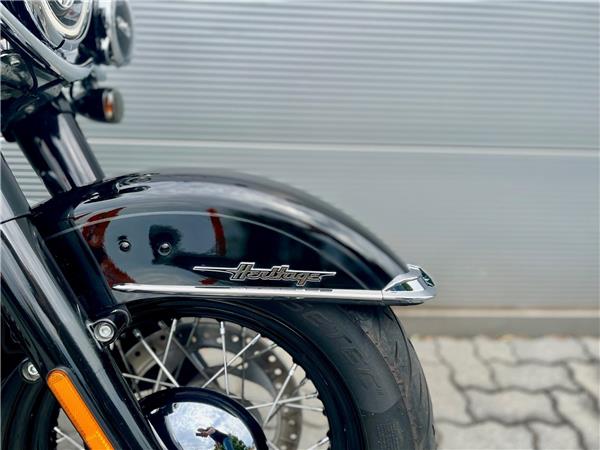 2018 Harley-Davidson Softail Heritage Classic 114 FLHCS