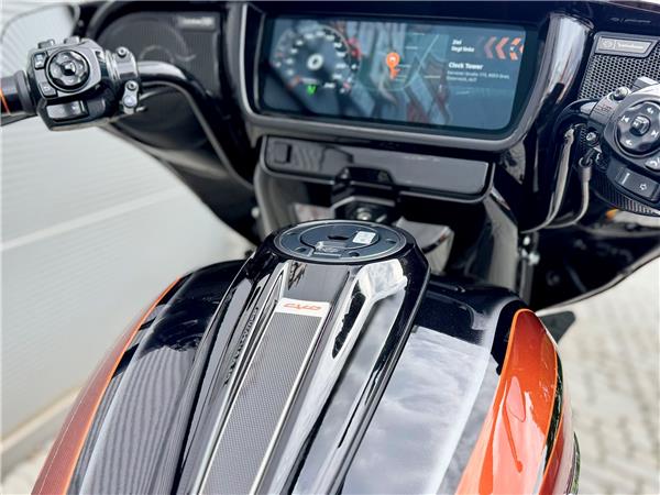 2025 Harley-Davidson CVO Street Glide FLHXSE