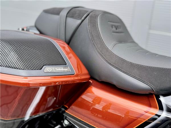 2025 Harley-Davidson CVO Street Glide FLHXSE
