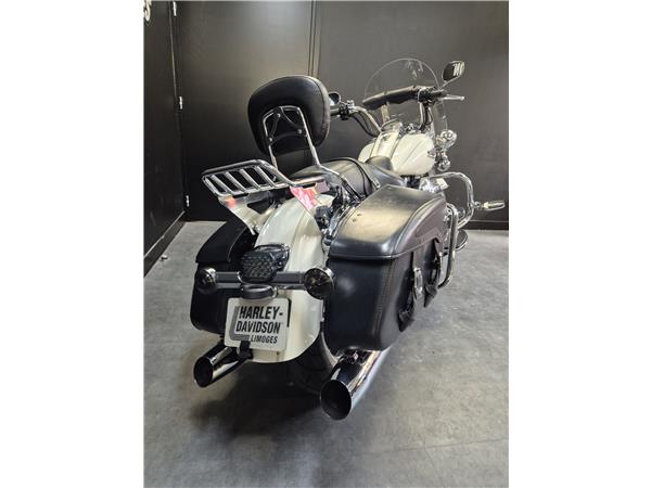 2014 HARLEY-DAVIDSON ROAD KING