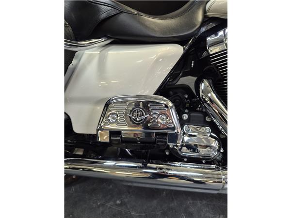 2014 HARLEY-DAVIDSON ROAD KING
