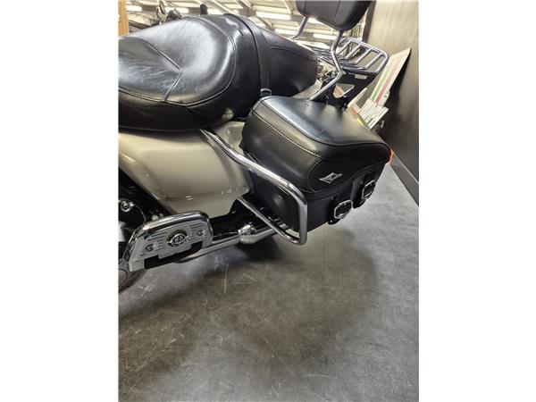 2014 HARLEY-DAVIDSON ROAD KING