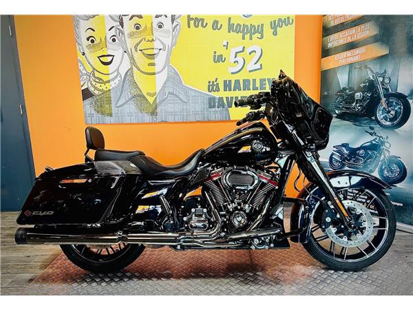 2022 HARLEY-DAVIDSON STREET GLIDE