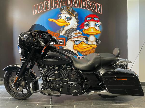 Harley-Davidson Street Glide Special