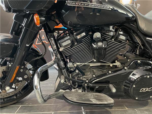 Harley-Davidson Street Glide Special