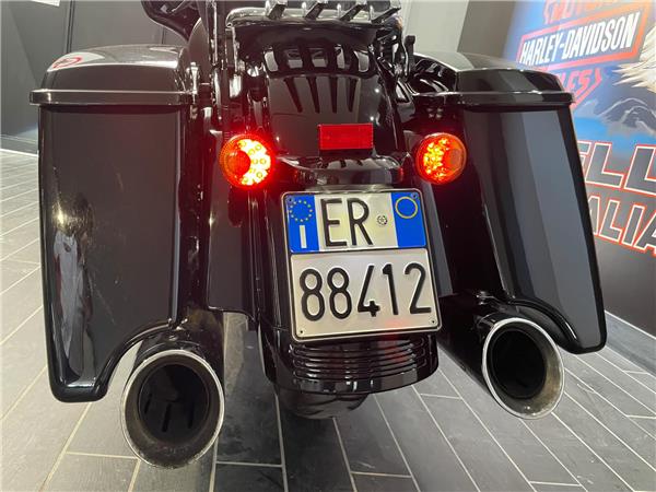 Harley-Davidson Street Glide Special