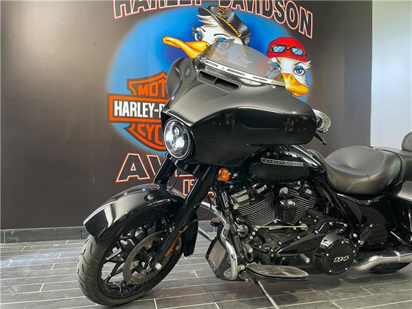 Harley-Davidson Street Glide Special