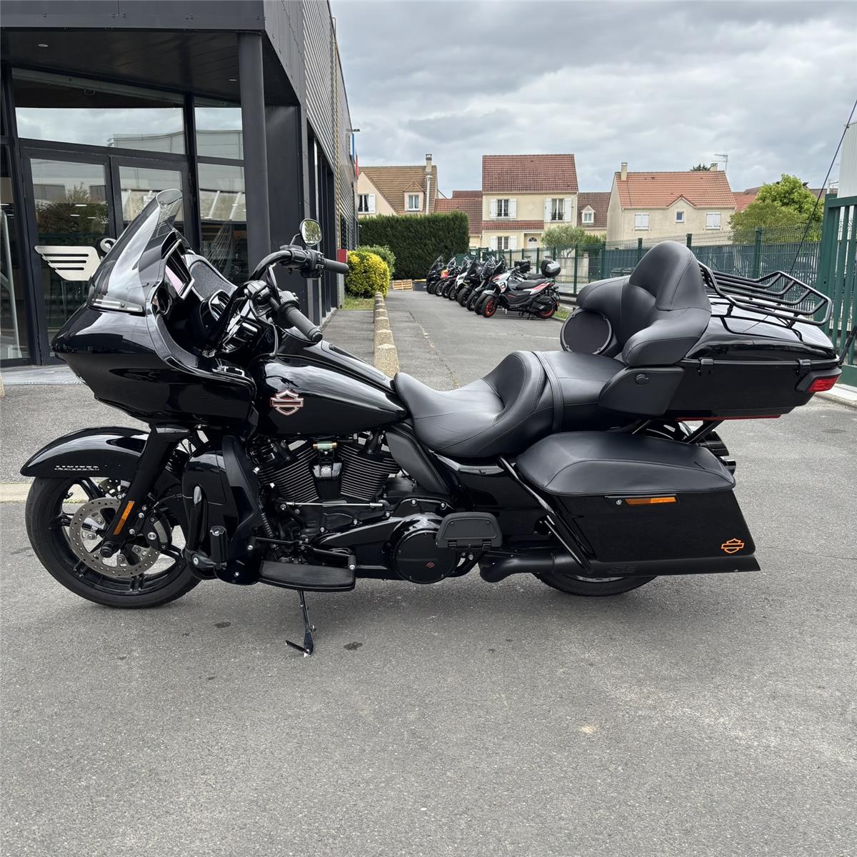 2020 HARLEY-DAVIDSON ROAD GLIDE
