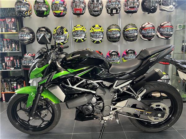 2024 KAWASAKI Z125 IN CANDY LIME GREEN