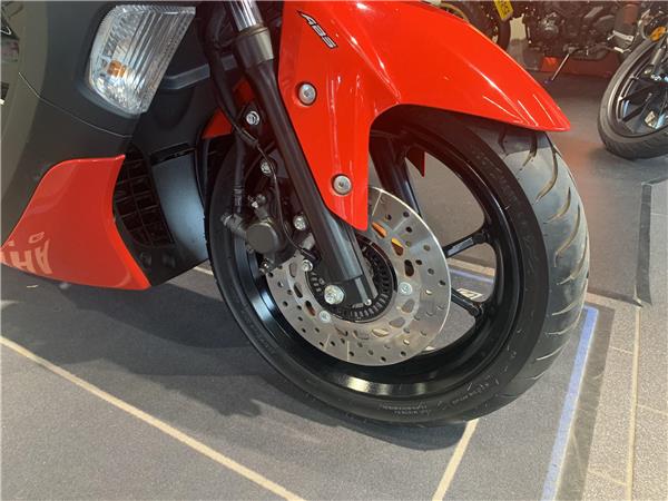2023 Yamaha N Max 125 ABS Only 864 Miles carrier, easy block,Wireless charger / holder.F.S.H