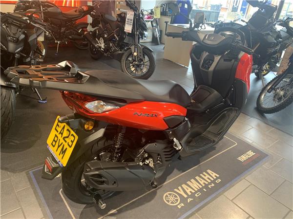 2023 Yamaha N Max 125 ABS Only 864 Miles carrier, easy block,Wireless charger / holder.F.S.H