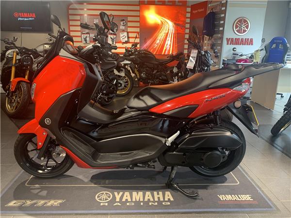 2023 Yamaha N Max 125 ABS Only 864 Miles carrier, easy block,Wireless charger / holder.F.S.H