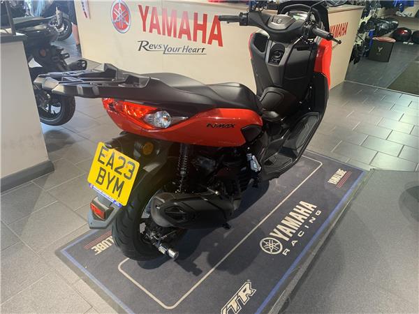 2023 Yamaha N Max 125 ABS Only 864 Miles carrier, easy block,Wireless charger / holder.F.S.H