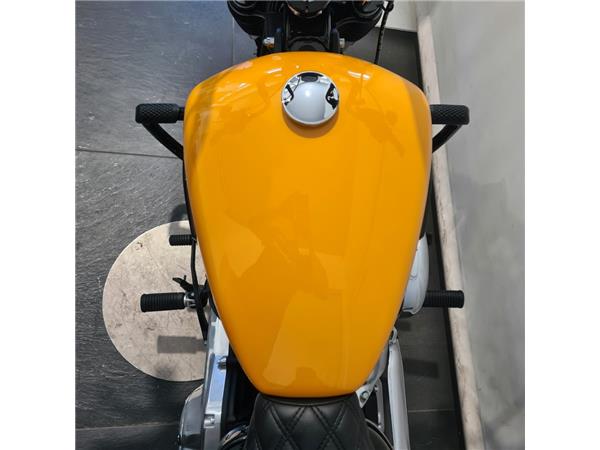 HARLEY-DAVIDSON STREET BOB 
