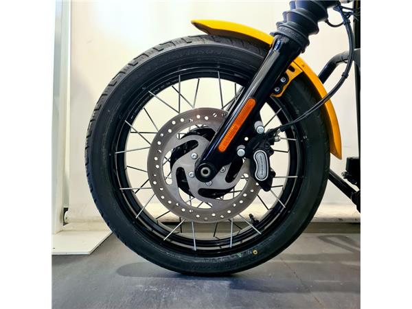 HARLEY-DAVIDSON STREET BOB 
