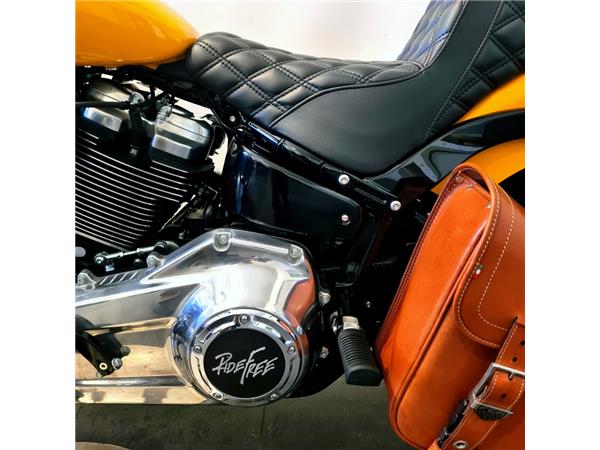 HARLEY-DAVIDSON STREET BOB 