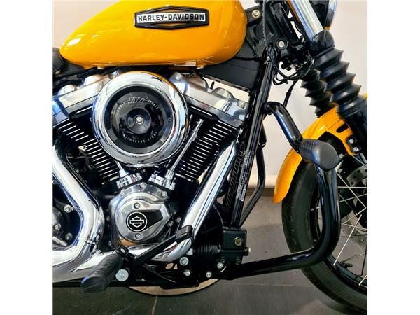 HARLEY-DAVIDSON STREET BOB 