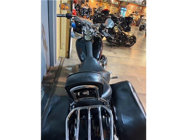 2017 HARLEY-DAVIDSON LOW RIDER