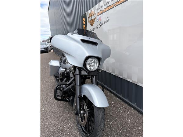 2019 HARLEY-DAVIDSON STREET GLIDE