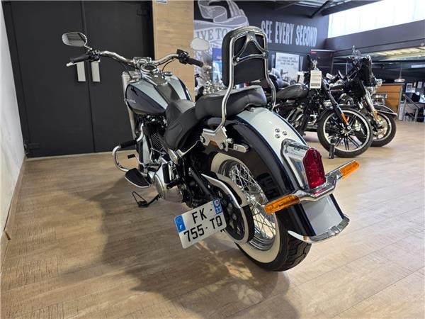 2019 HARLEY-DAVIDSON DELUXE