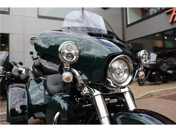 2024 HARLEY-DAVIDSON TRIKE FLHTCUTG TRI GLIDE ULTRA CLASSIC