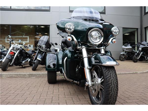 2024 HARLEY-DAVIDSON TRIKE FLHTCUTG TRI GLIDE ULTRA CLASSIC