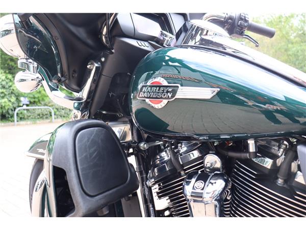 2024 HARLEY-DAVIDSON TRIKE FLHTCUTG TRI GLIDE ULTRA CLASSIC