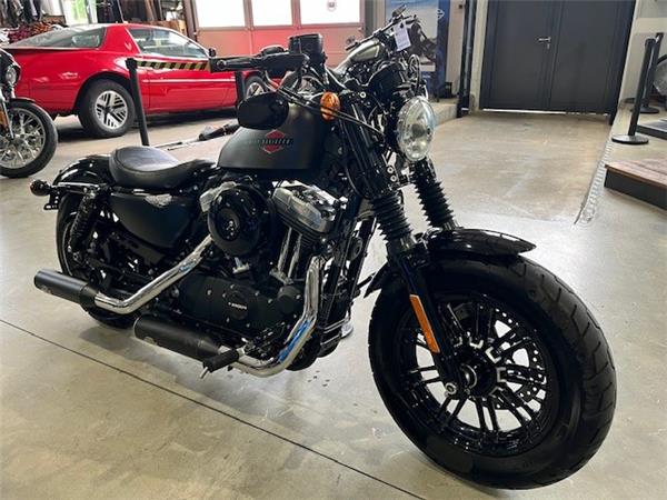 SPORTSTER 48 