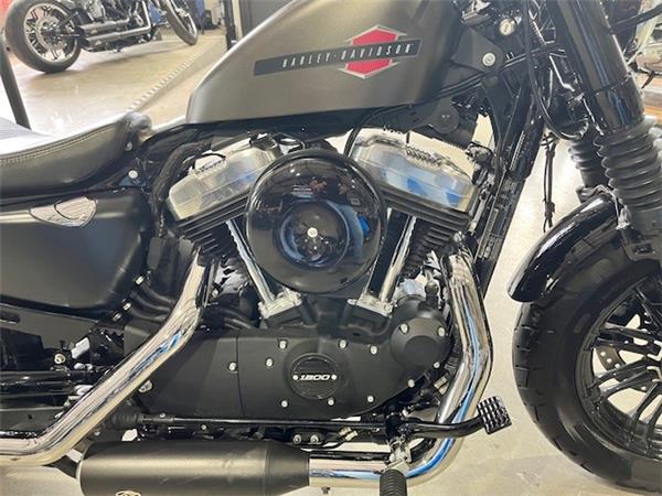 SPORTSTER 48 