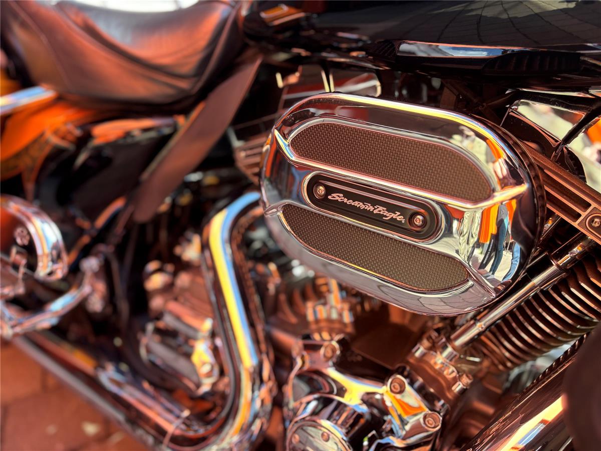 2015 Harley-Davidson CVO Ultra Limited FLHTKSE