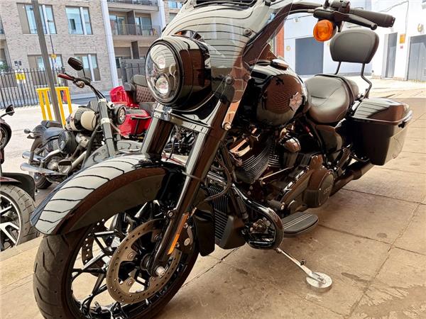 2022 HARLEY-DAVIDSON TOURING FLHRXS ROAD KING SPECIAL