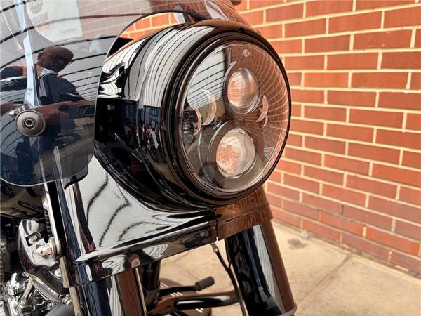 2022 HARLEY-DAVIDSON TOURING FLHRXS ROAD KING SPECIAL