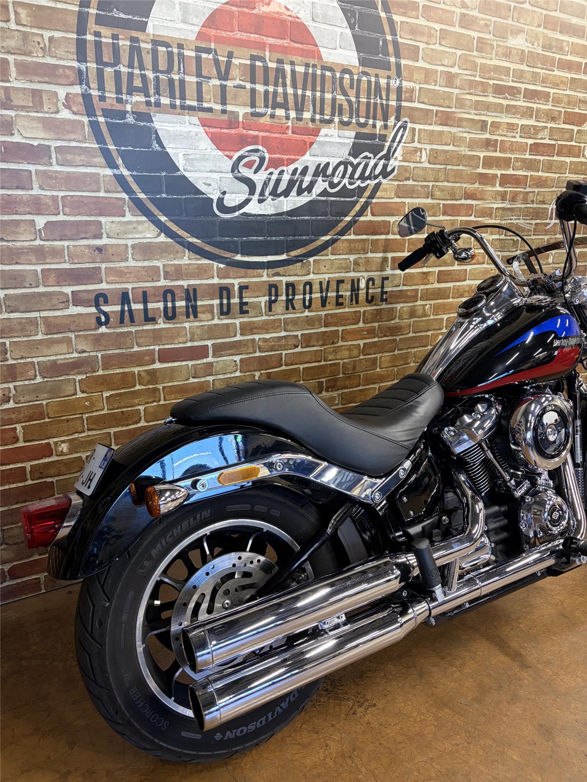 2018 HARLEY-DAVIDSON LOW RIDER